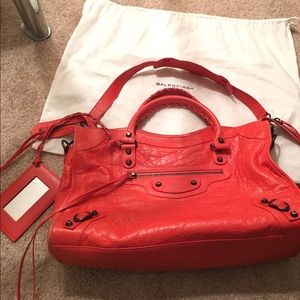 SOLD!! 💯Authentic Balenciaga City, Excellent Cond